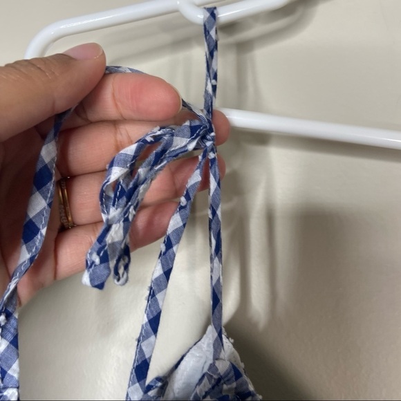 J Crew Blue White Gingham Plaid Ruffle Eyelet Tie Shoulder Top Blouse Size 12 - Picture 6 of 10